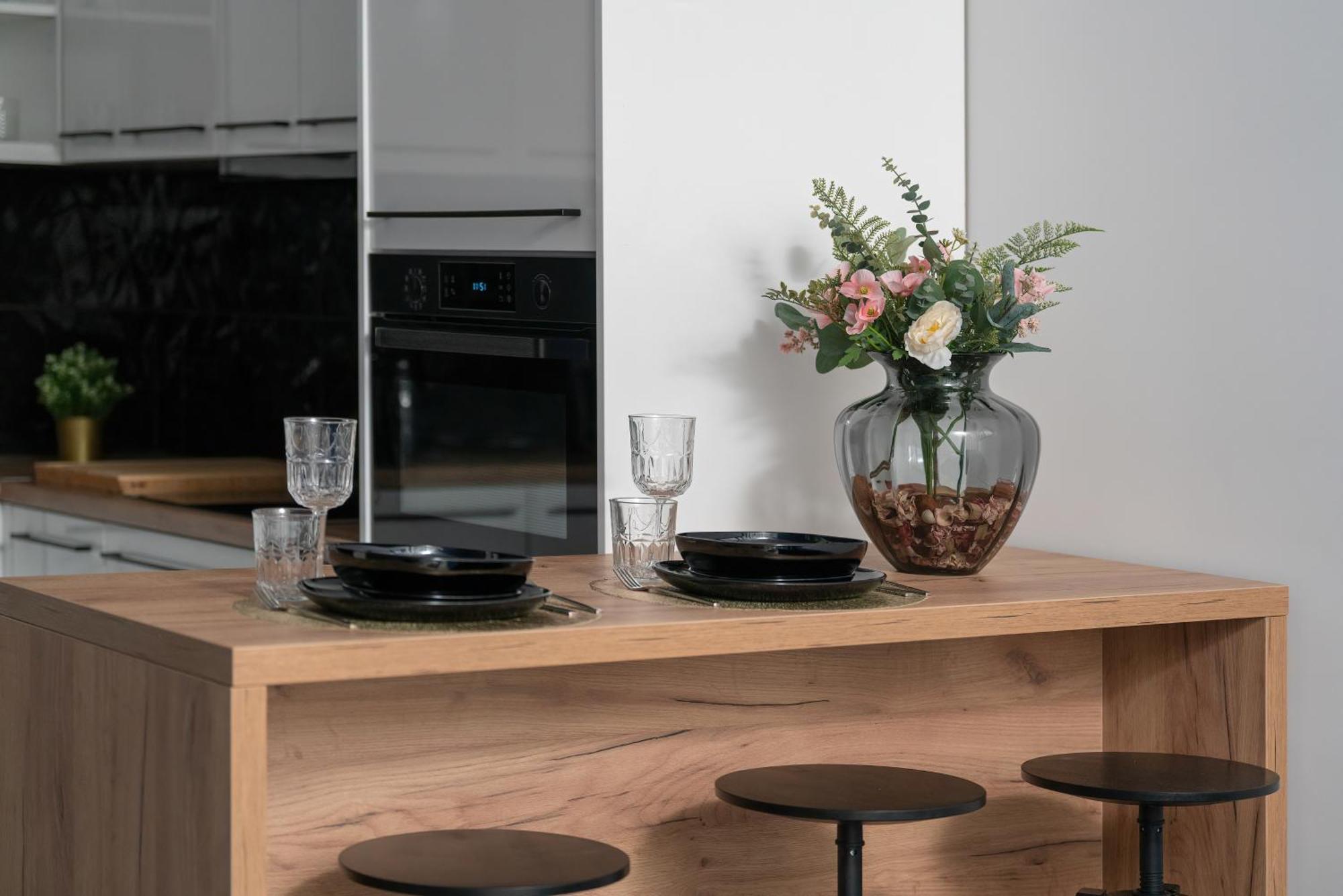 City Center Apartments With Gym & Free Garage Poznan By Noclegi Renters Luaran gambar