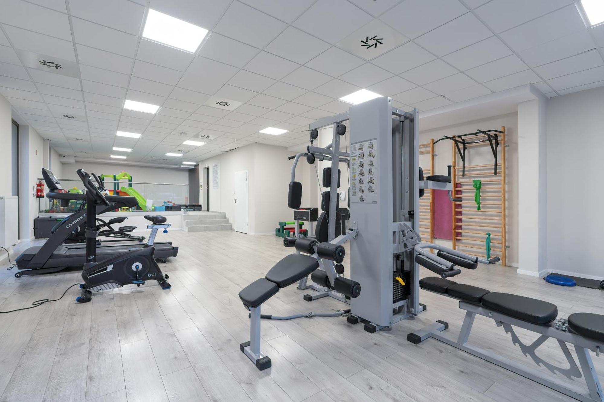 City Center Apartments With Gym & Free Garage Poznan By Noclegi Renters Luaran gambar