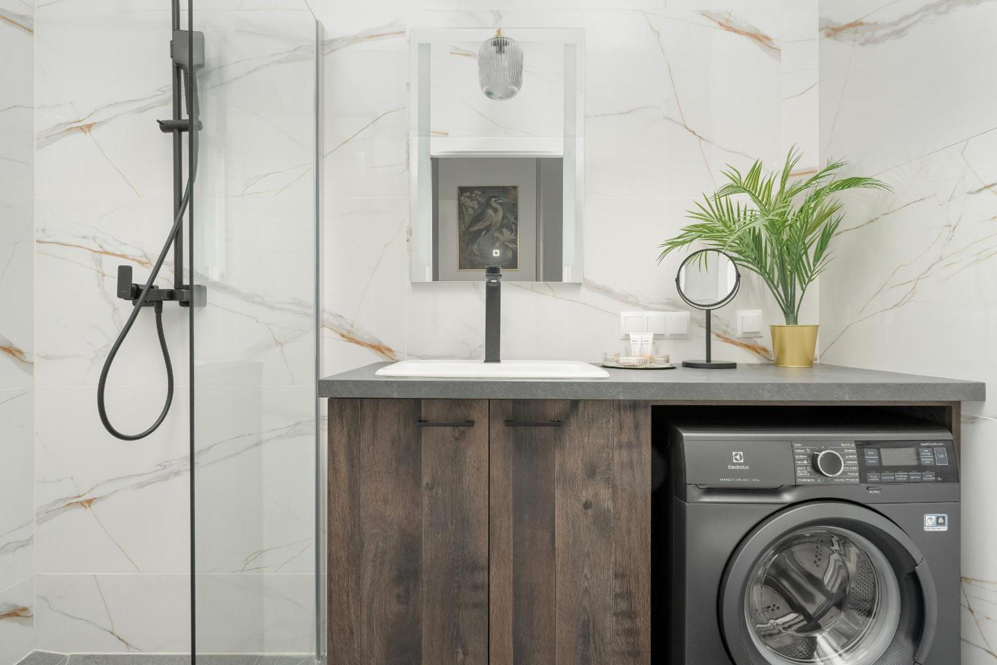 City Center Apartments With Gym & Free Garage Poznan By Noclegi Renters Luaran gambar